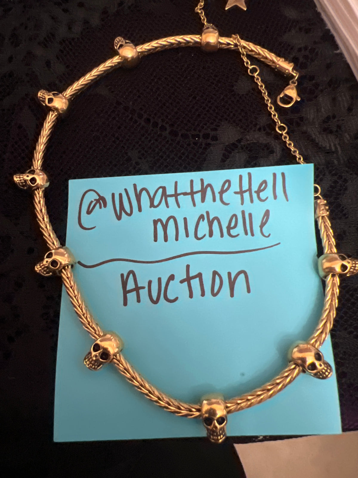 @WhatTheHellMichelle