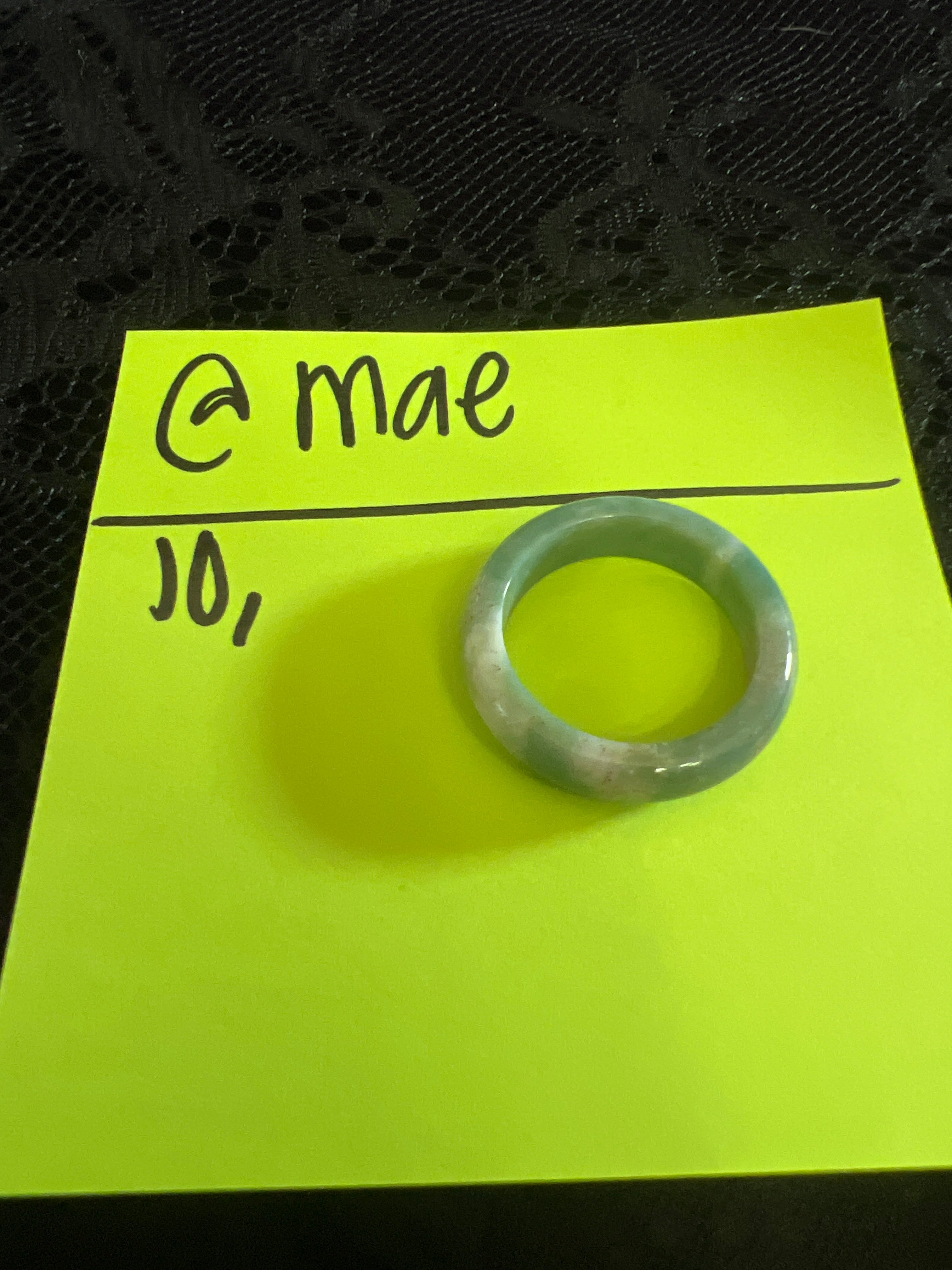 @Mae_Mae