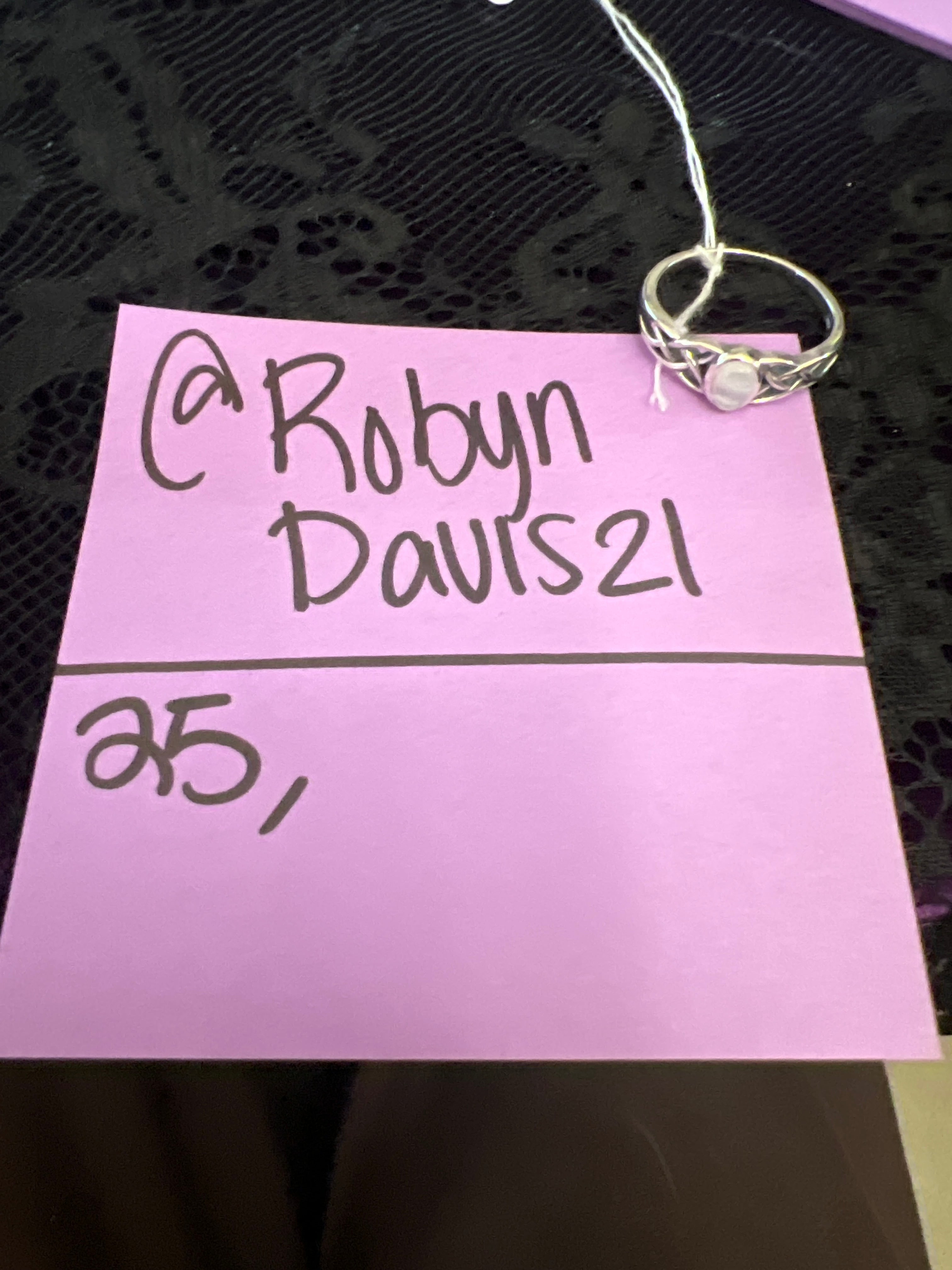 @RobynDavis21