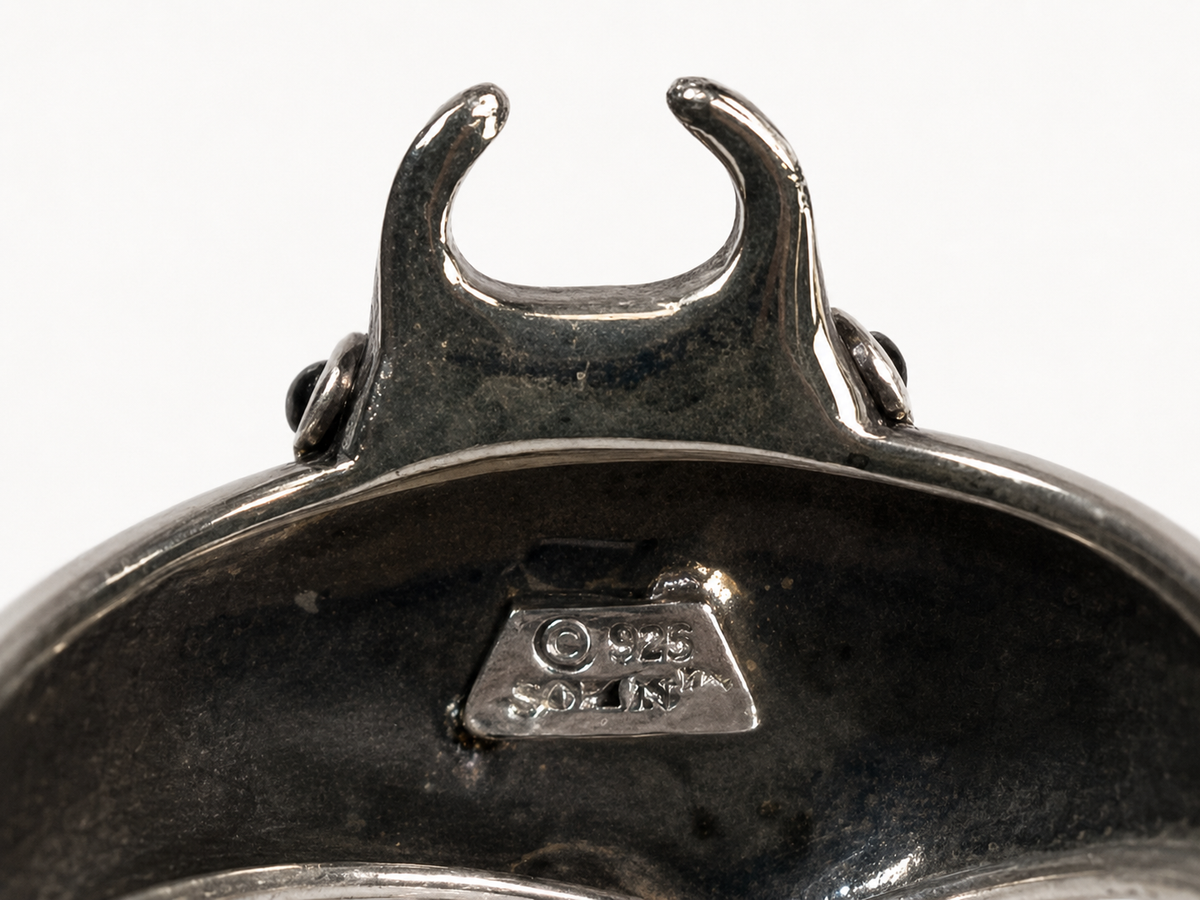 SOMS Manta Ray Ring