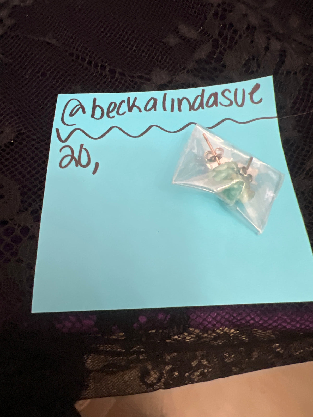 @BeckaLindaSue