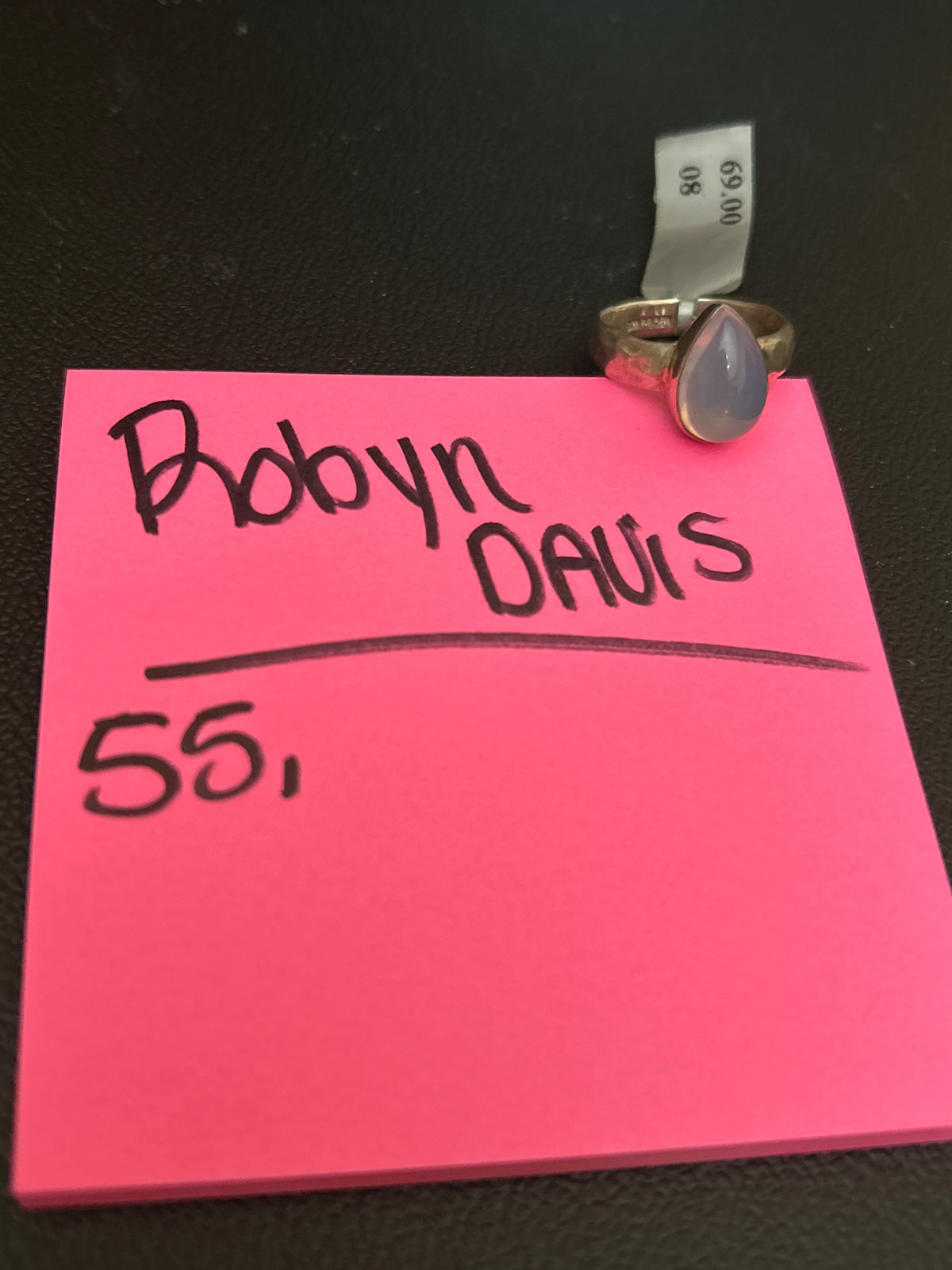 @robyndavis